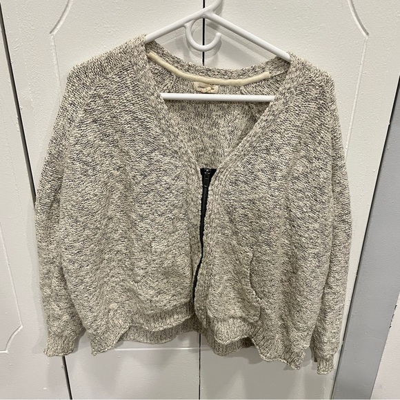 Silence & Noise Heathered Grey Full Zip Sweater - Picture 1 of 9